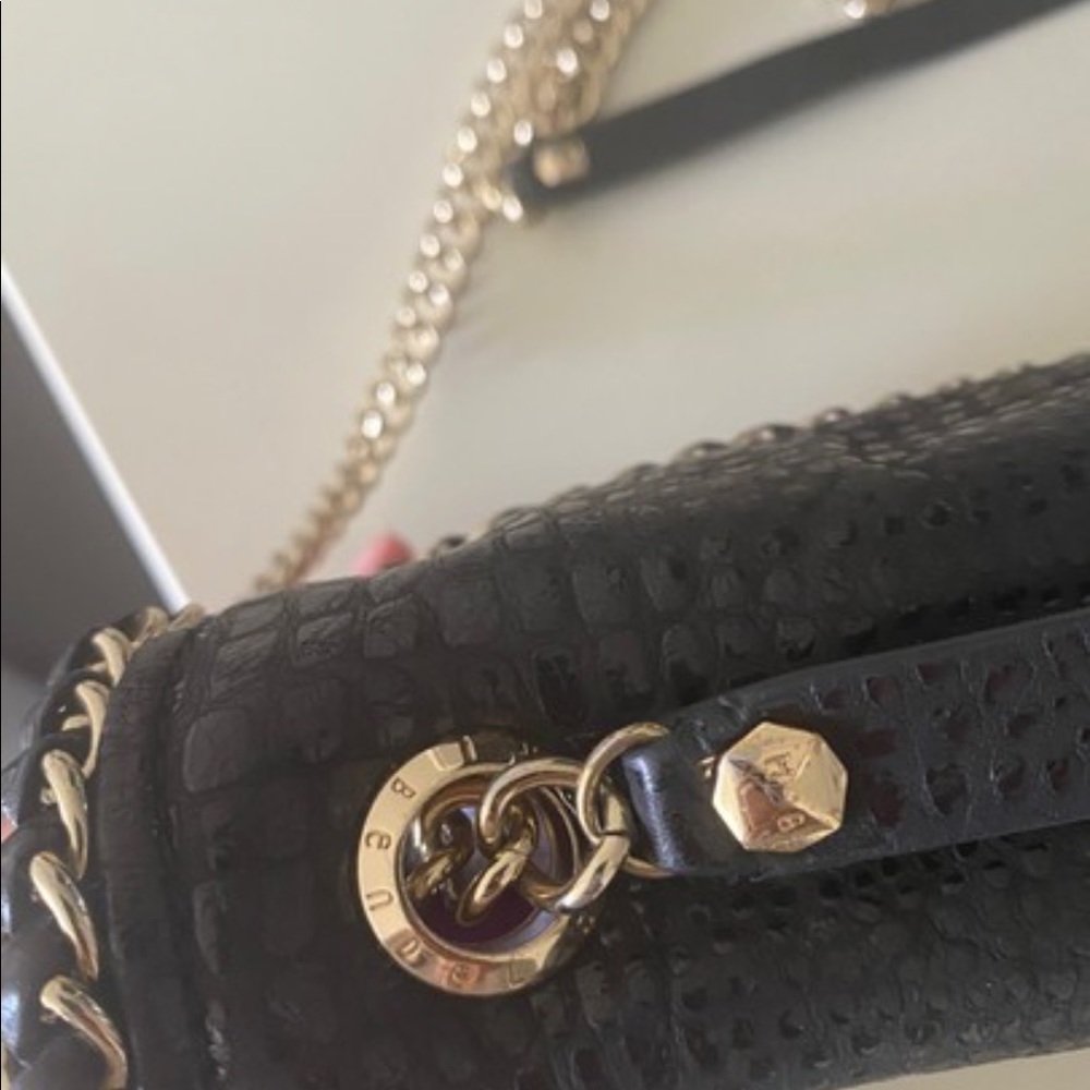 Henri Bendel Crossbody shoulder bag - Picture 4 of 9